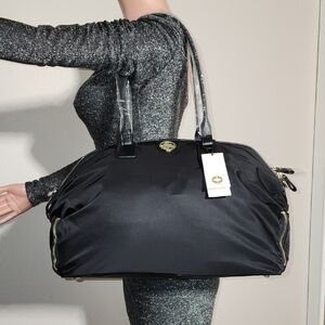 Sleek Black Women's Gim Bag